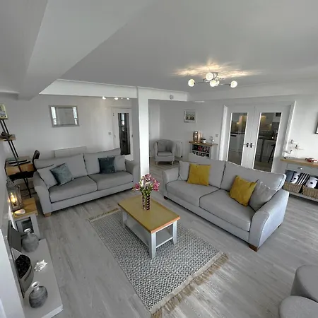 Belle Vue Apartment Sandown Exterior photo